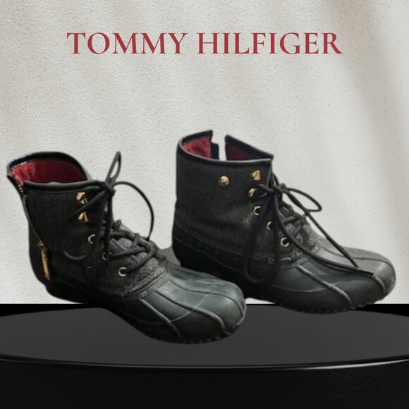 A Tommy Hilfiger Rain Snow Sleet Duck Boots - Picture 1 of 4